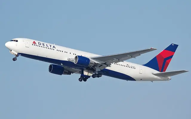 Boeing 767-400
