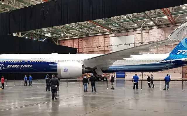 Boeing 777-9