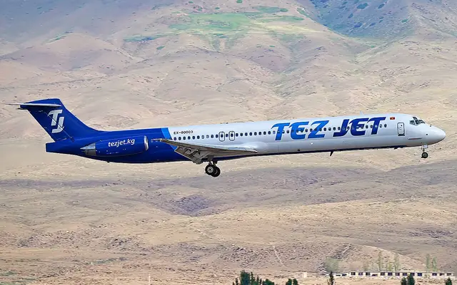 McDonnell Douglas MD-83